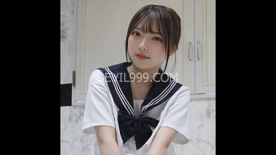 18才いちかちゃん初めてのハメ撮りで大きめのおっぱいがゆっさゆさ！【FHD/30p/20Mbps】