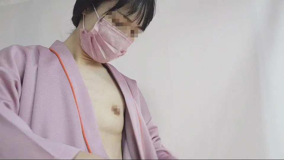 【検診着替え】綺麗な顔立ちをした主婦のリアルな長年使われなくなり埋もれて凹んだ乳首