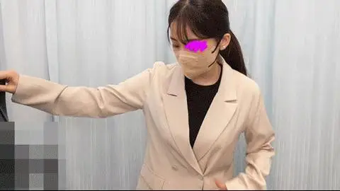 #70【おっぱい診察】シャイで戸惑う若奥さん/乳首でイキそうな美巨乳ＯＬさん