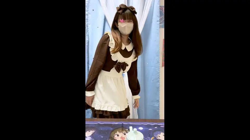 【メイドノーパン逆さ撮り】剛毛まんこ顔面騎乗位画角/推しの子＝桃ちゃんの【コンカフェ/パンチラ/ローアングル】